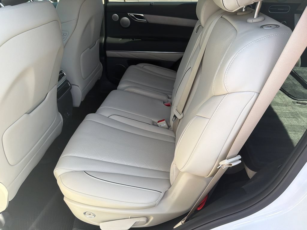 Used 2026 Genesis GV80 2.5T Advanced AWD/4WD image 21