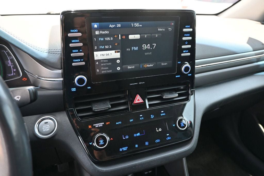 Used 2020 Hyundai Ioniq SE FWD image 8