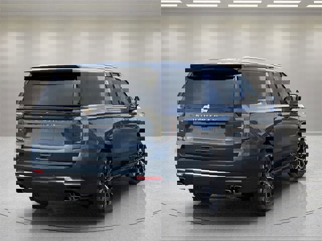 New 2026 Chevrolet Suburban High Country image 4