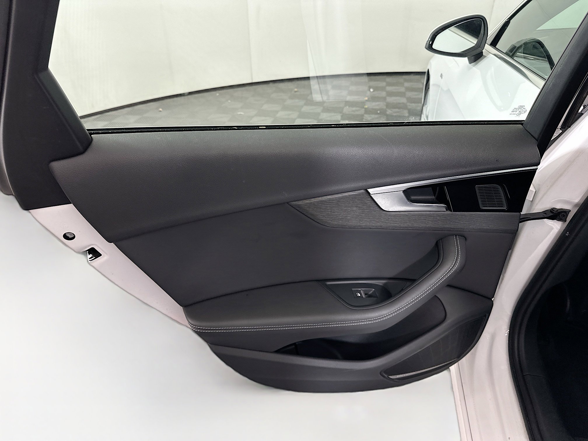 Used 2023 Audi A4 2.0T Premium Plus image 27