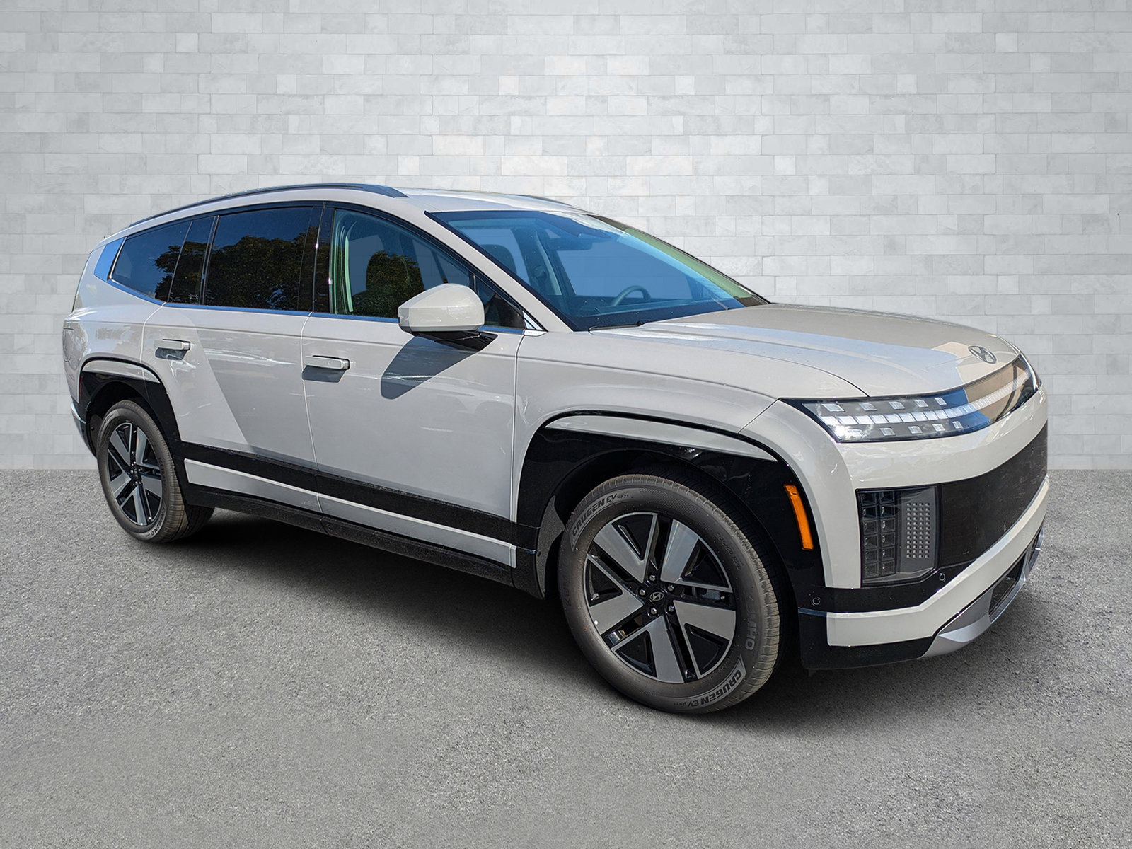 New 2026 Hyundai Ioniq 9 SEL