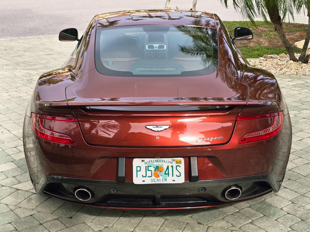 Used 2014 Aston Martin Vanquish Base 2dr Coupe image 37