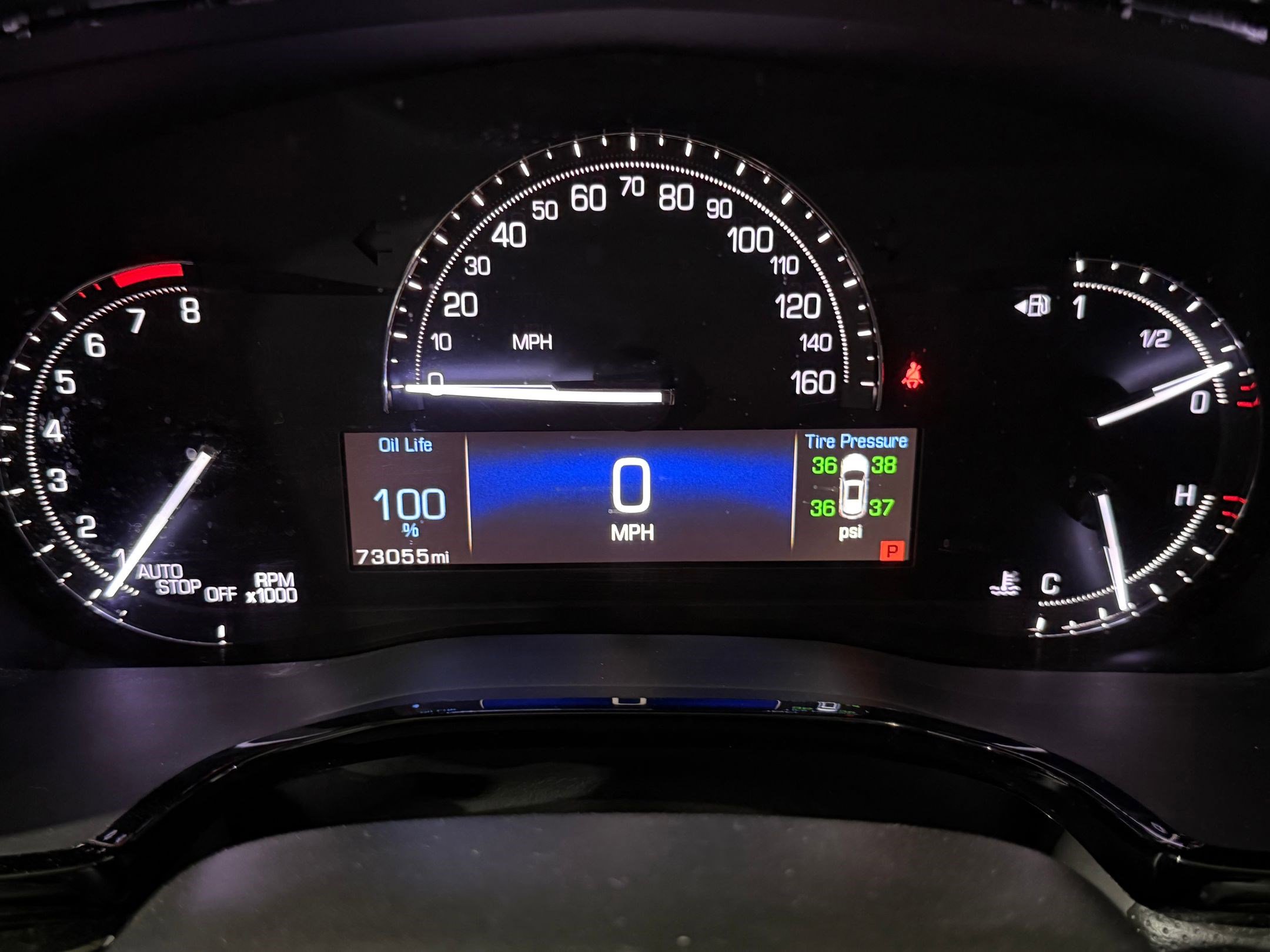 Used 2018 Cadillac XT5 FWD image 17