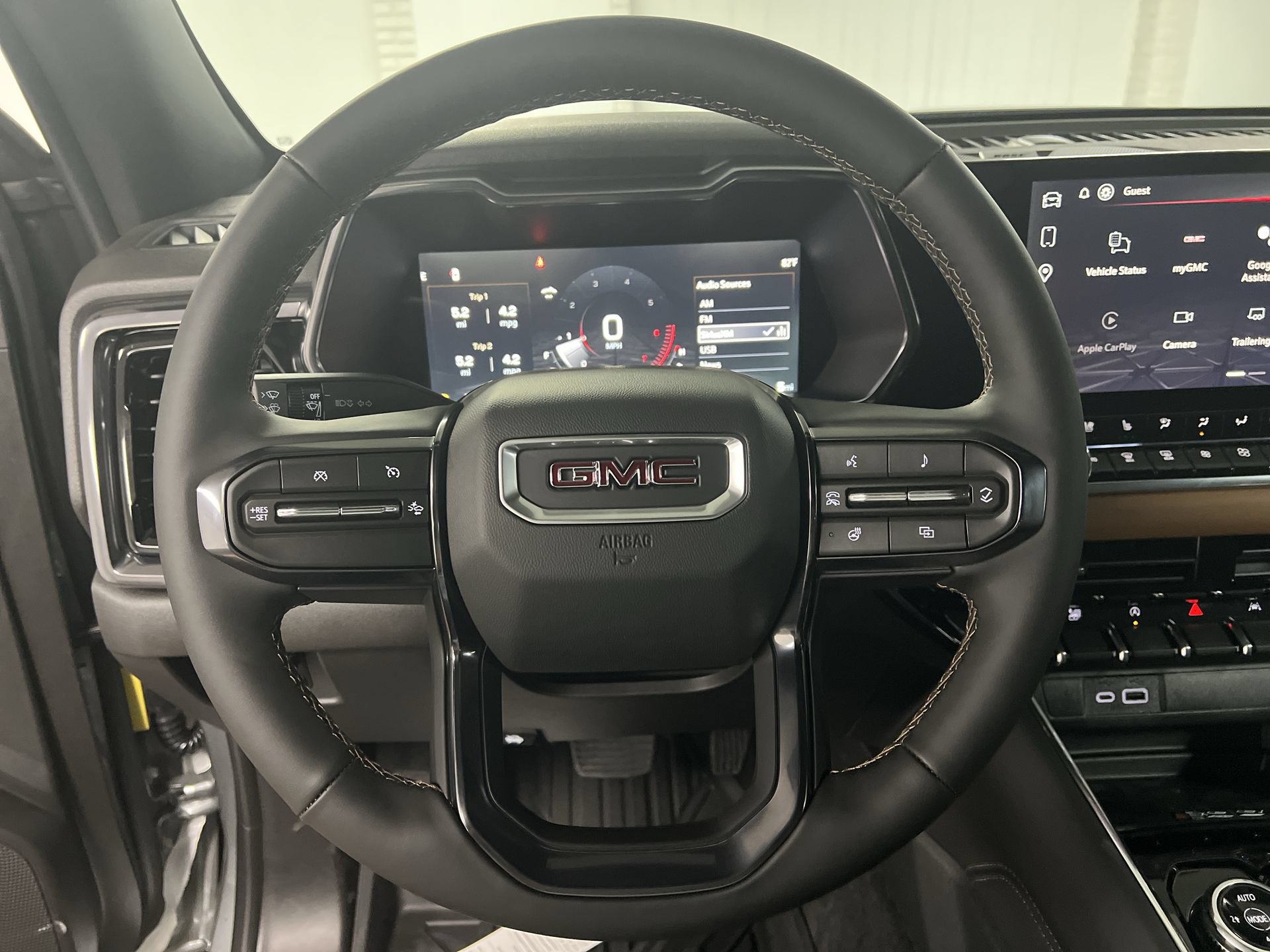 New 2026 GMC Canyon AT4 w/ Technology Plus Package AWD/4WD image 47