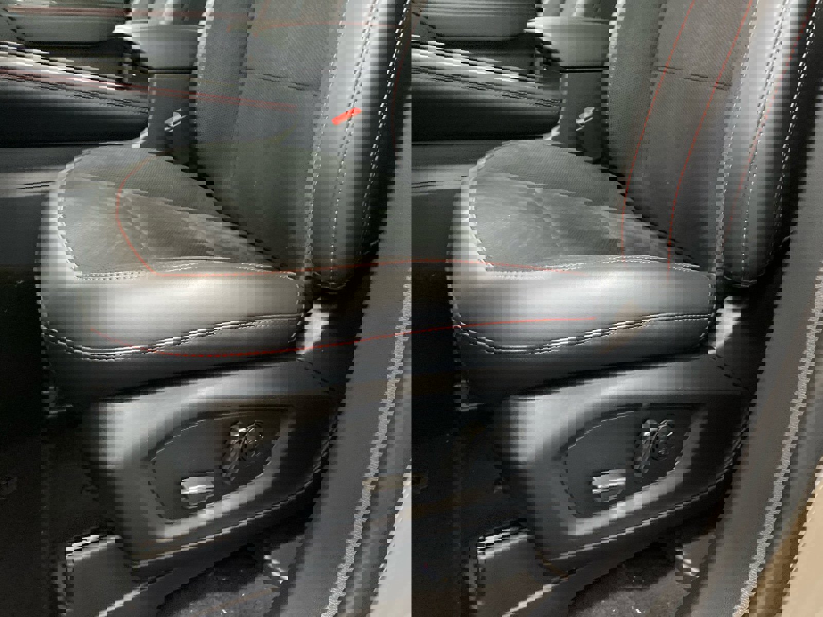 New 2026 Ford Explorer ST w/ Sun And Sound Package image 18