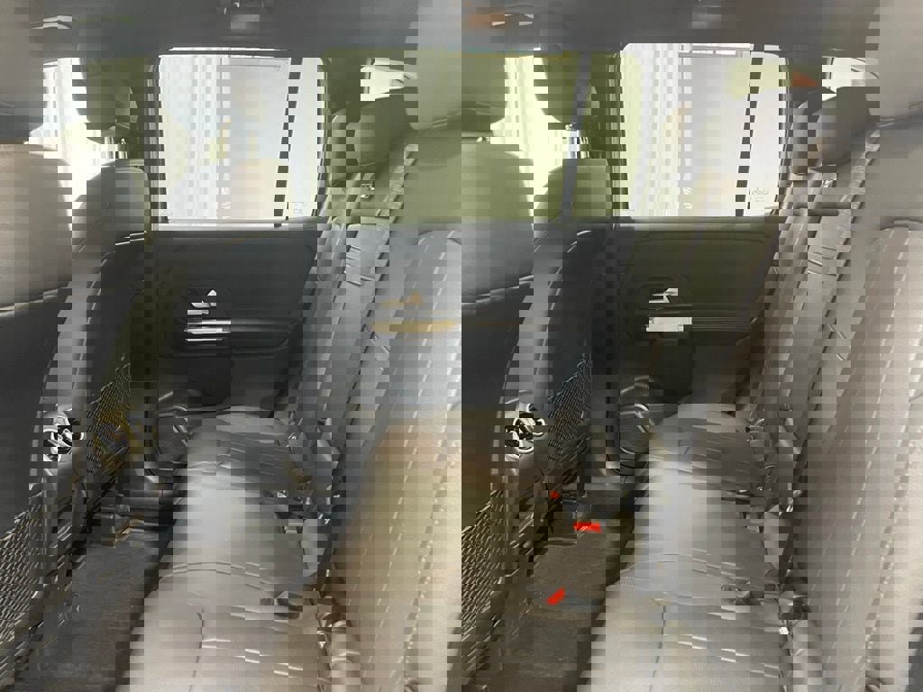 Certified 2022 Mercedes-Benz GLB 250 4MATIC image 25