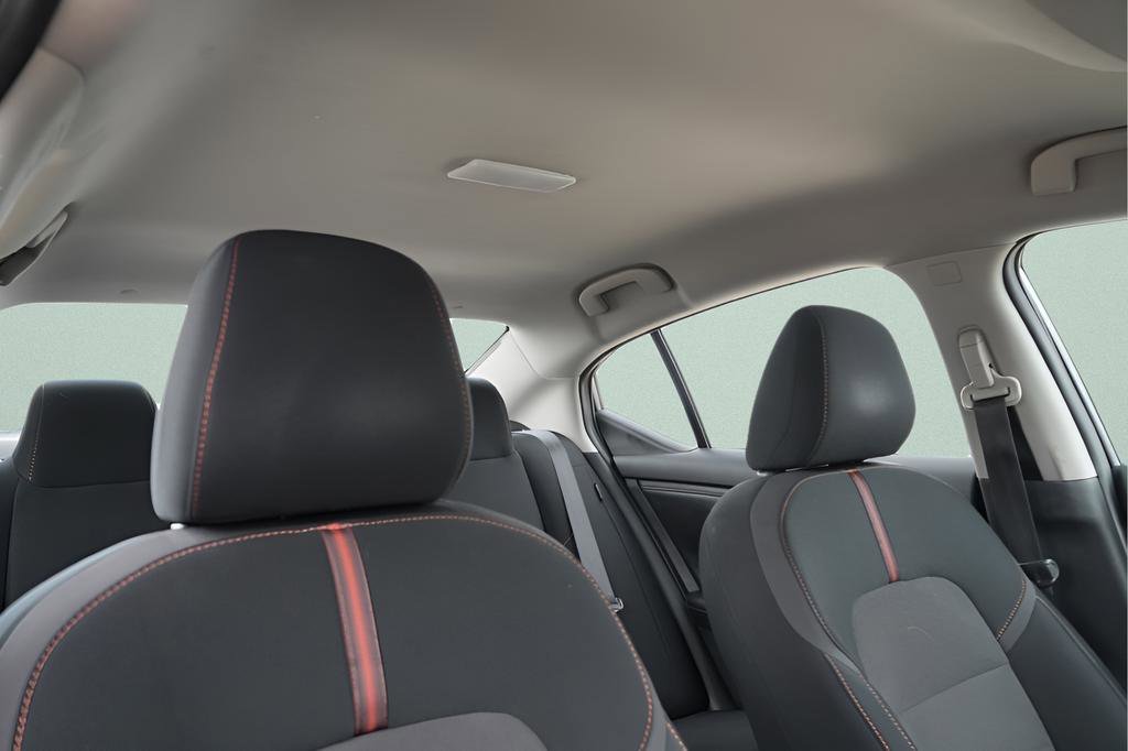 Used 2022 Nissan Sentra SR FWD image 14