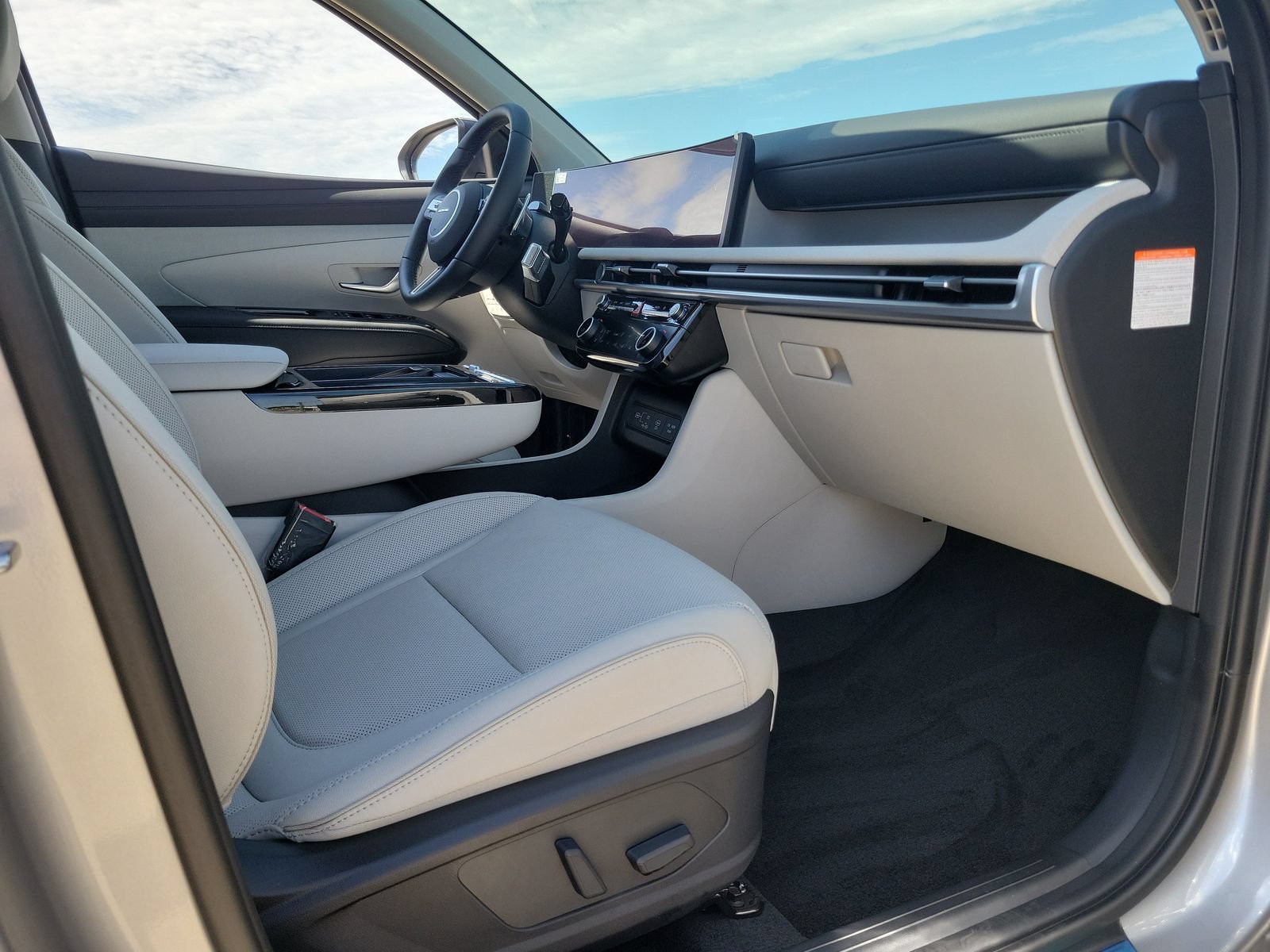 New 2026 Hyundai Tucson Limited AWD/4WD image 17