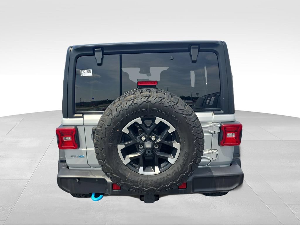 Used 2024 Jeep Wrangler Unlimited Rubicon 4xe AWD/4WD image 4