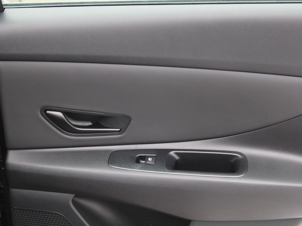 Certified 2025 Hyundai Elantra N Line image 9