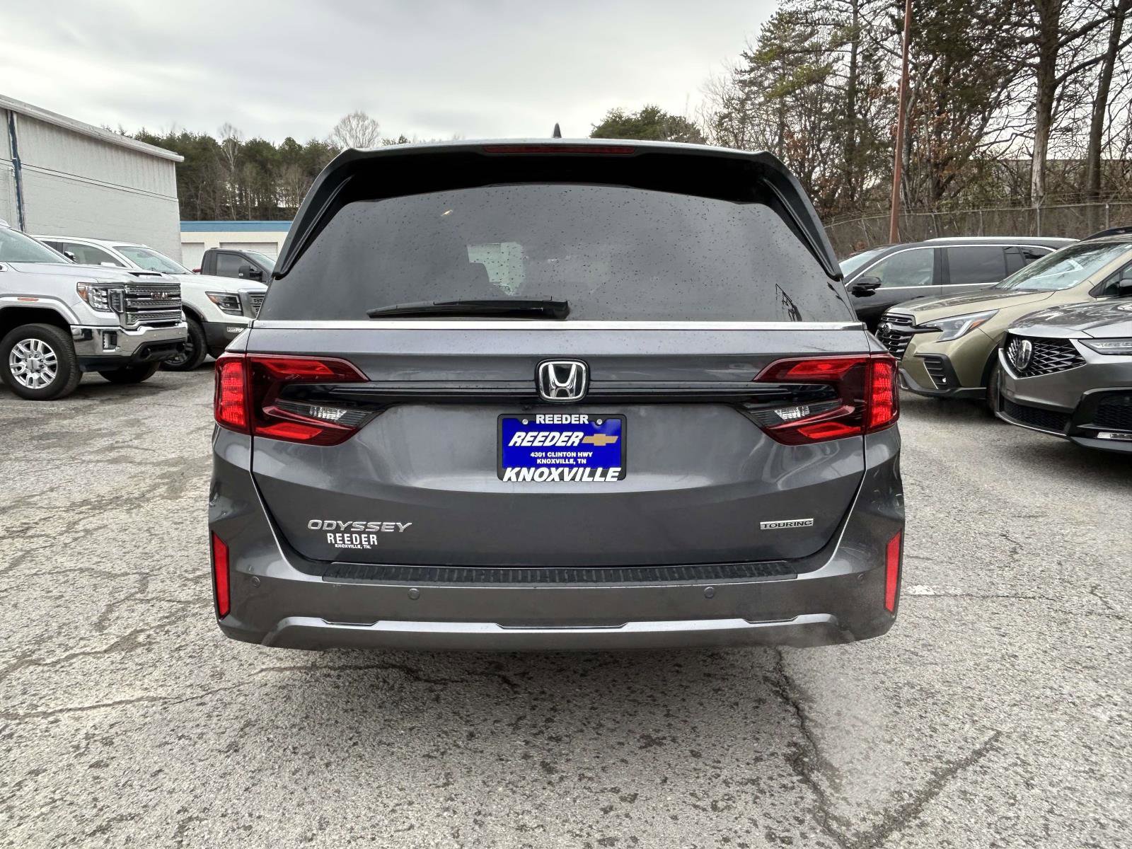 Used 2025 Honda Odyssey Touring image 4