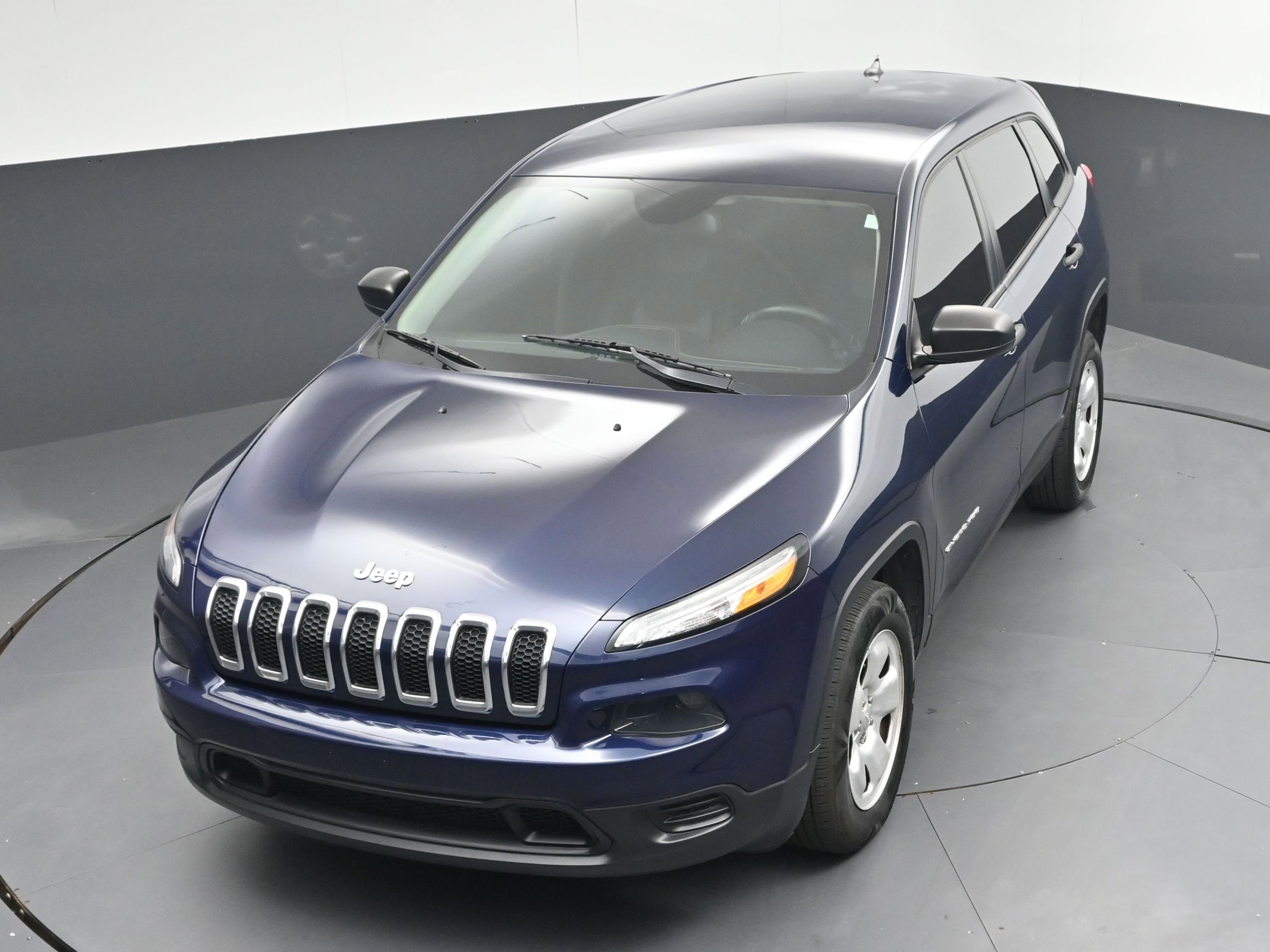 Used 2016 Jeep Cherokee Sport image 27
