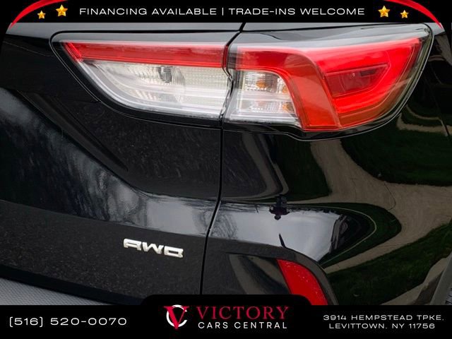 Used 2022 Ford Escape SE w/ SE Sport Appearance Package image 8