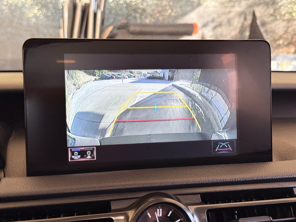 Certified 2025 Lexus IS 350 F Sport RWD image 15