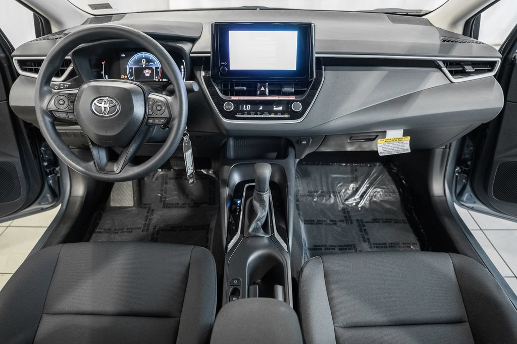 Used 2026 Toyota Corolla LE FWD image 17