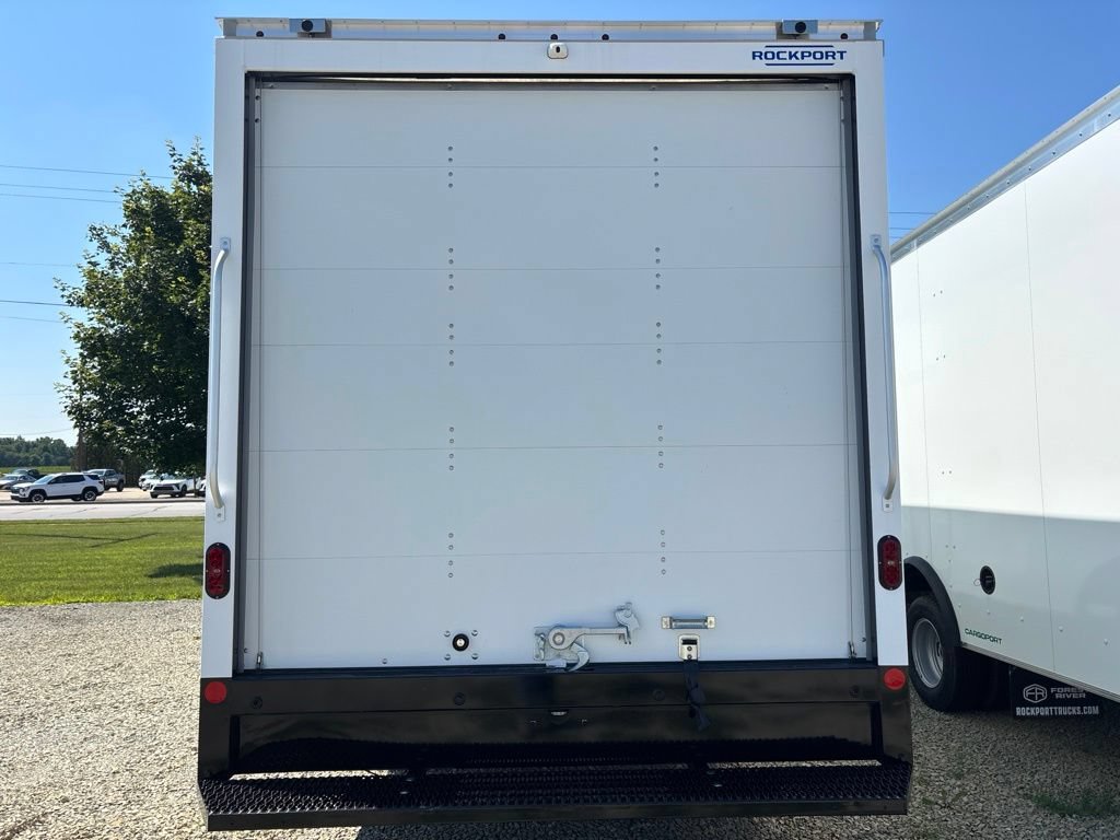 New 2026 Chevrolet Express 4500 w/ Power Convenience Package RWD image 3
