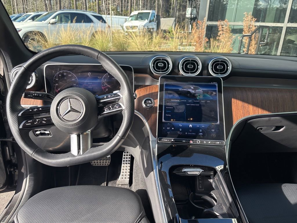 Used 2025 Mercedes-Benz GLC 300 image 42