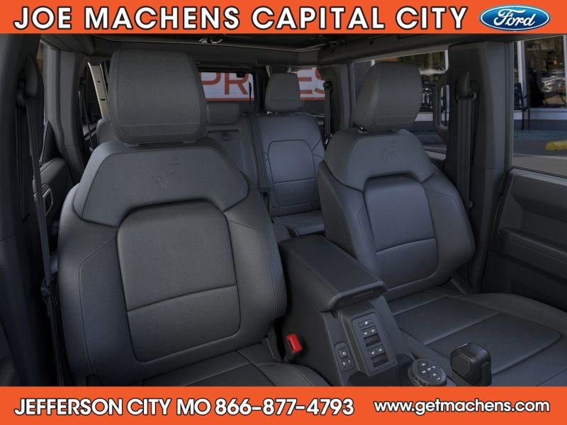 New 2025 Ford Bronco Badlands image 11