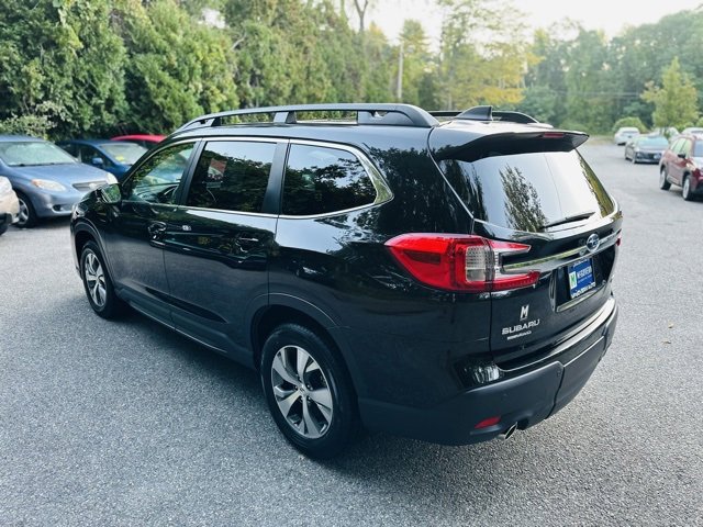 Used 2024 Subaru Ascent Premium w/ Convenience Package image 8