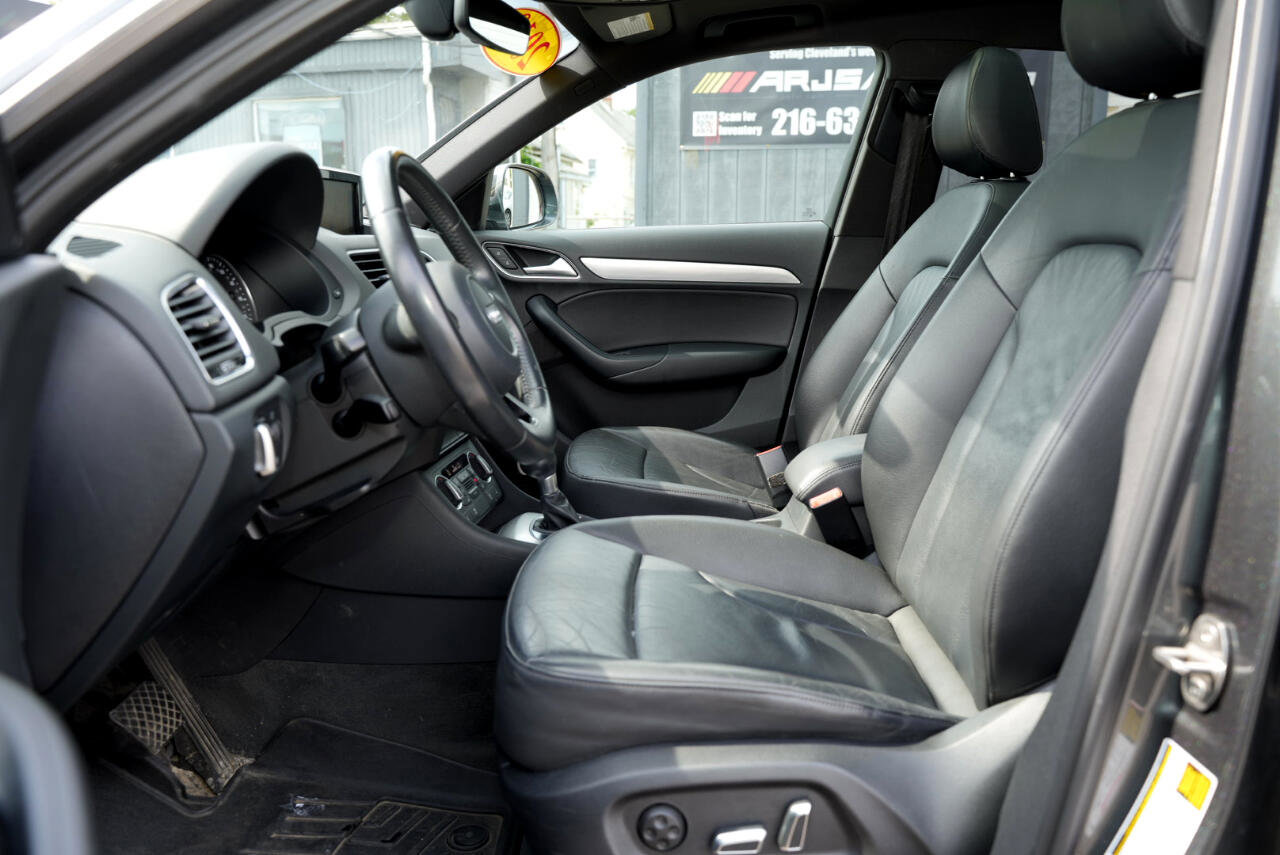 Used 2018 Audi Q3 2.0T Premium Plus image 17