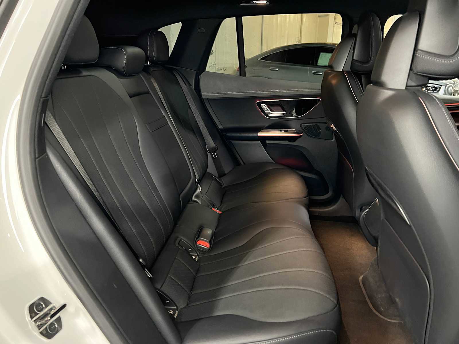 Used 2026 Mercedes-Benz EQE 320 4MATIC SUV image 13