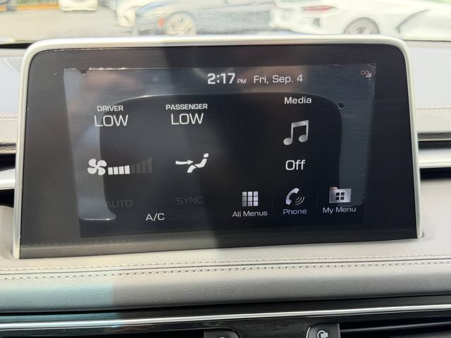 Used 2021 Genesis G70 2.0T w/ Elite Package RWD image 19