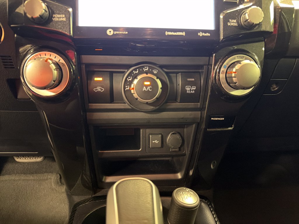 Used 2023 Toyota 4Runner TRD Off-Road AWD/4WD image 38