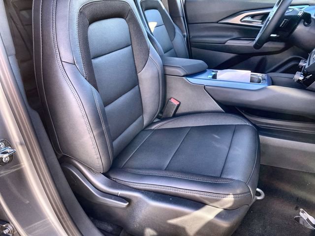 New 2026 Chevrolet Equinox EV LT AWD/4WD image 44