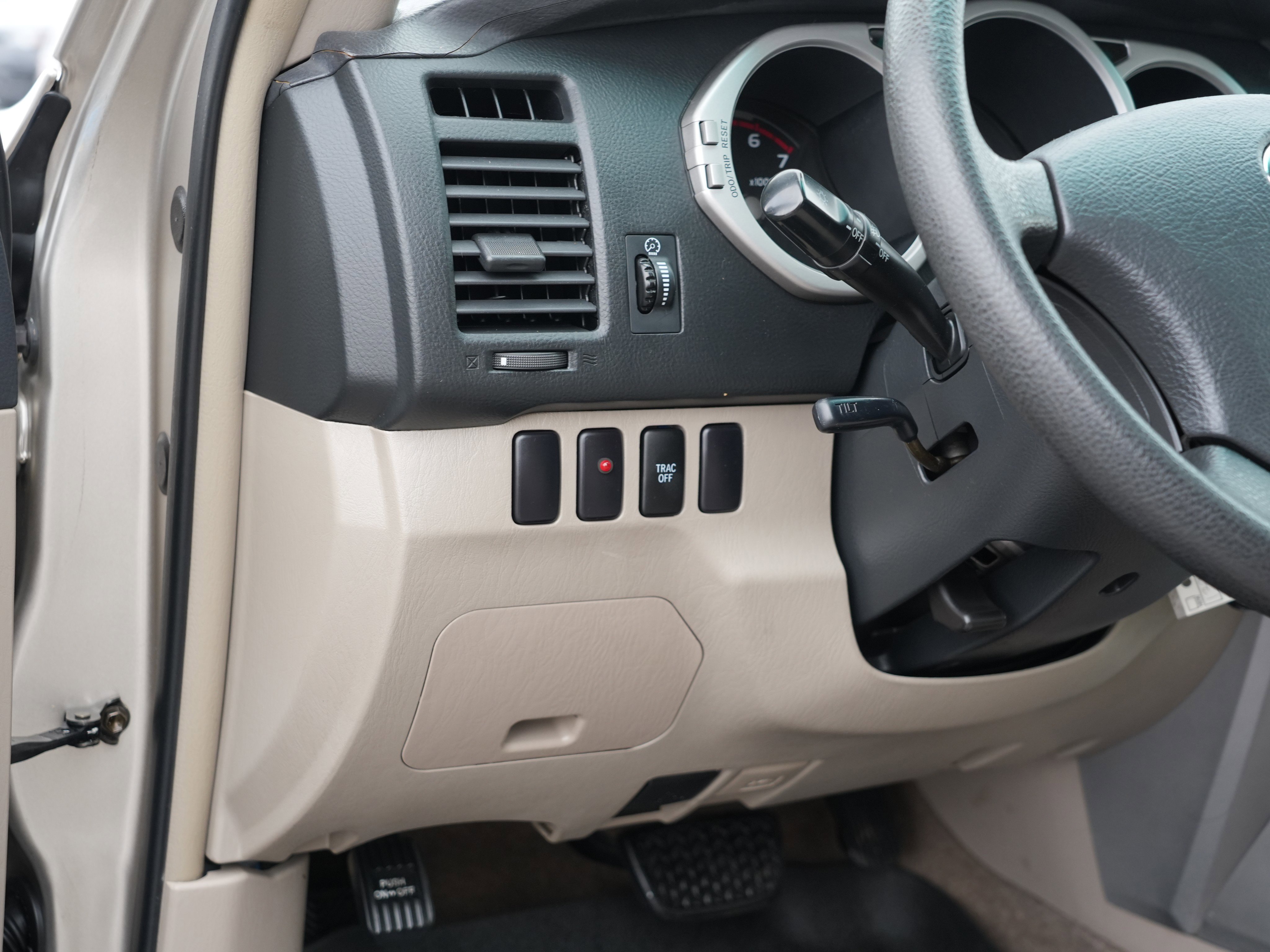 Used 2003 Toyota 4Runner SR5 image 16