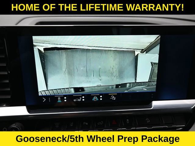 Used 2024 Chevrolet Silverado 3500 High Country w/ Technology Package AWD/4WD image 26