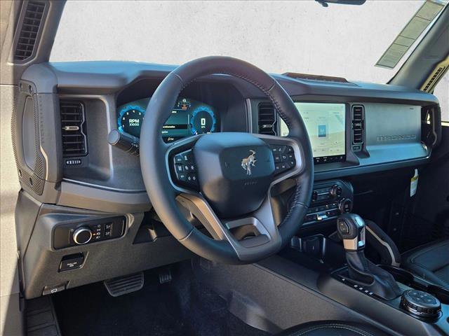 New 2026 Ford Bronco Badlands image 3