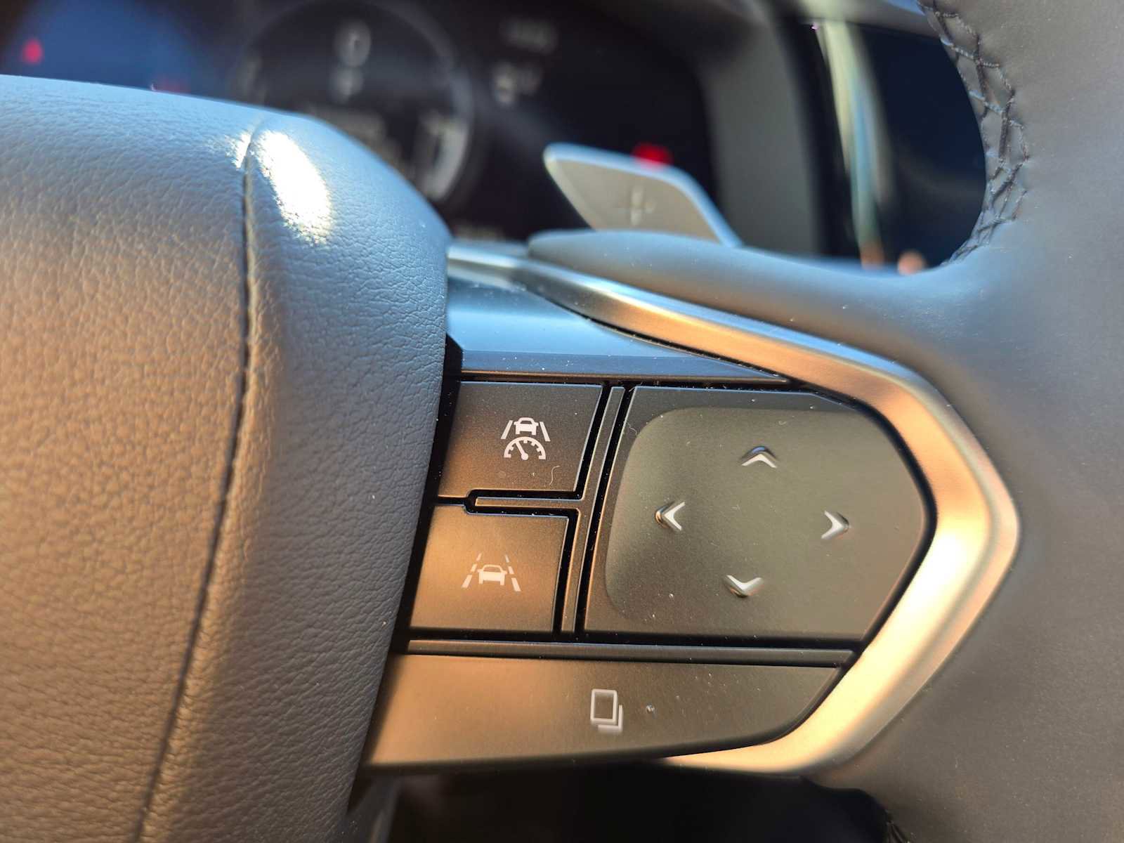 Used 2023 Lexus RZ 450e Premium image 33