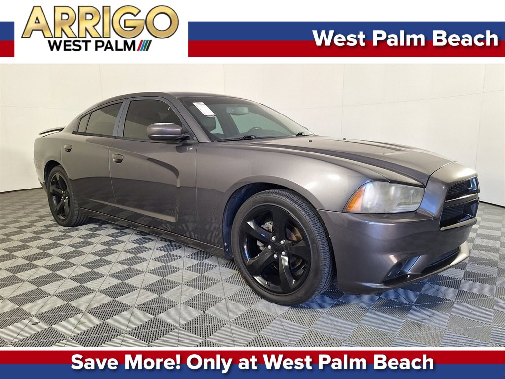 Used 2014 Dodge Charger SXT Plus