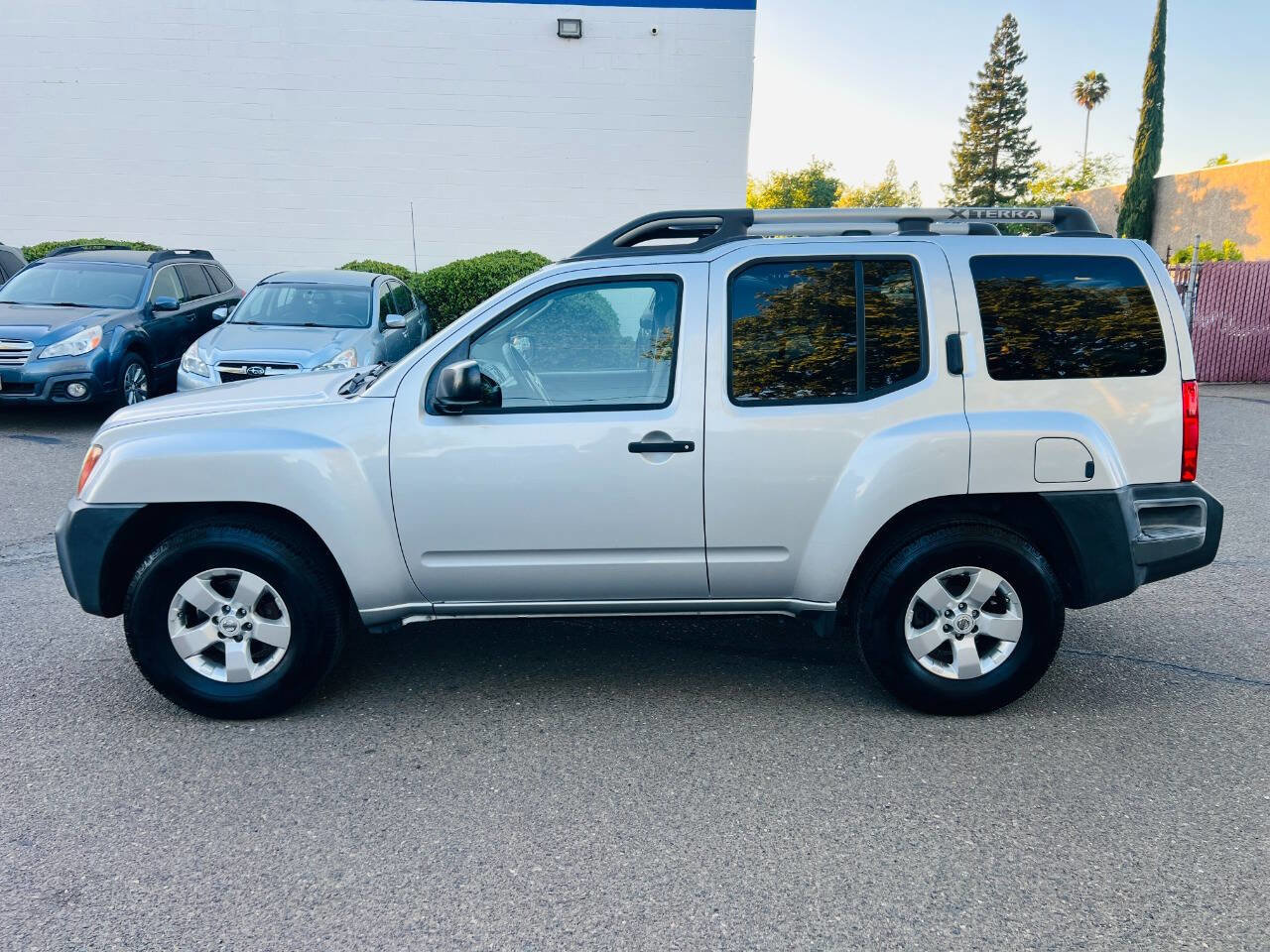 Used 2012 Nissan Xterra X RWD image 5