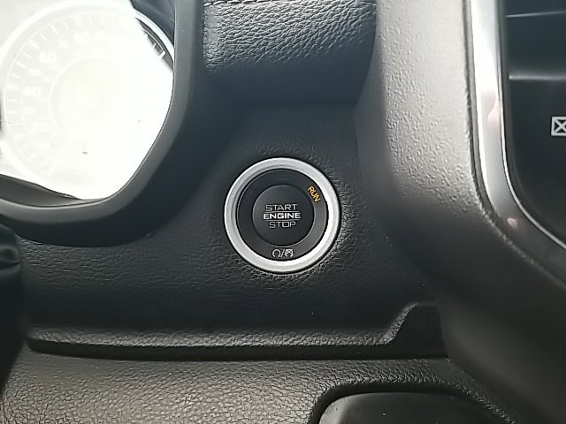 Used 2023 RAM 1500 Laramie image 29