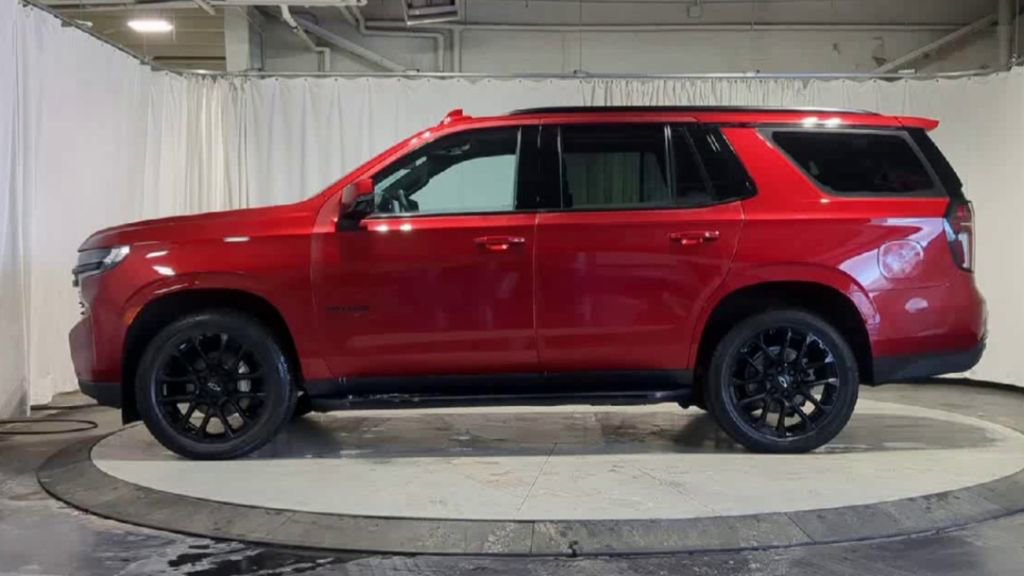 Used 2023 Chevrolet Tahoe RST w/ Luxury Package image 6