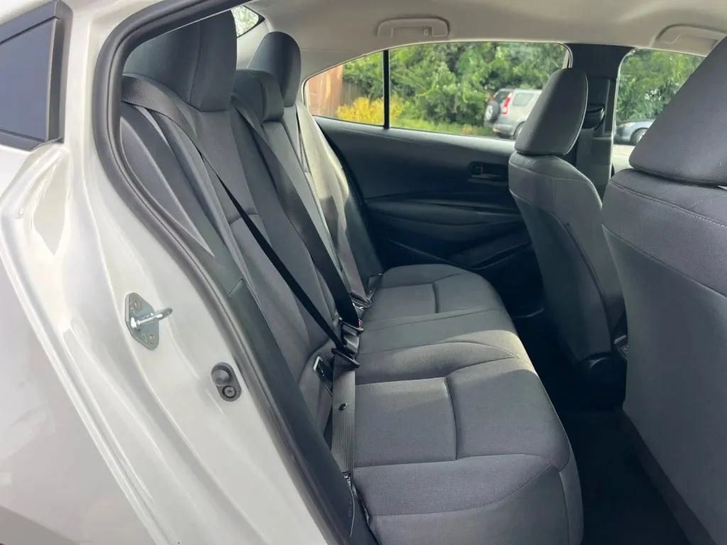 Used 2026 Toyota Corolla LE FWD image 20