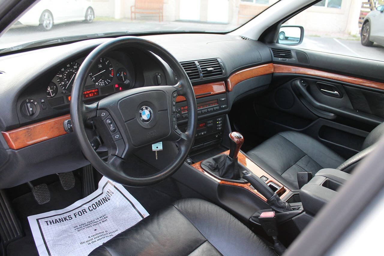 Used 1997 BMW 528i Sedan RWD image 21