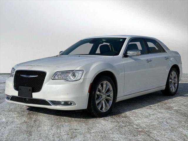 Used 2015 Chrysler 300 C w/ Light Group image 7