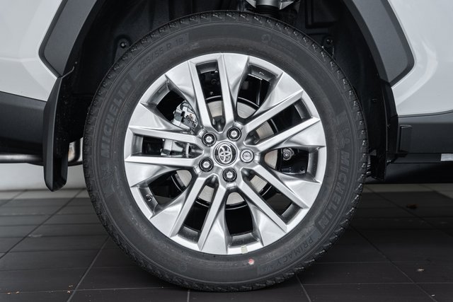 New 2025 Toyota RAV4 Limited image 19