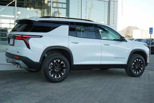New 2026 Chevrolet Traverse Z71 w/ Enhanced Driving Package AWD/4WD image 9