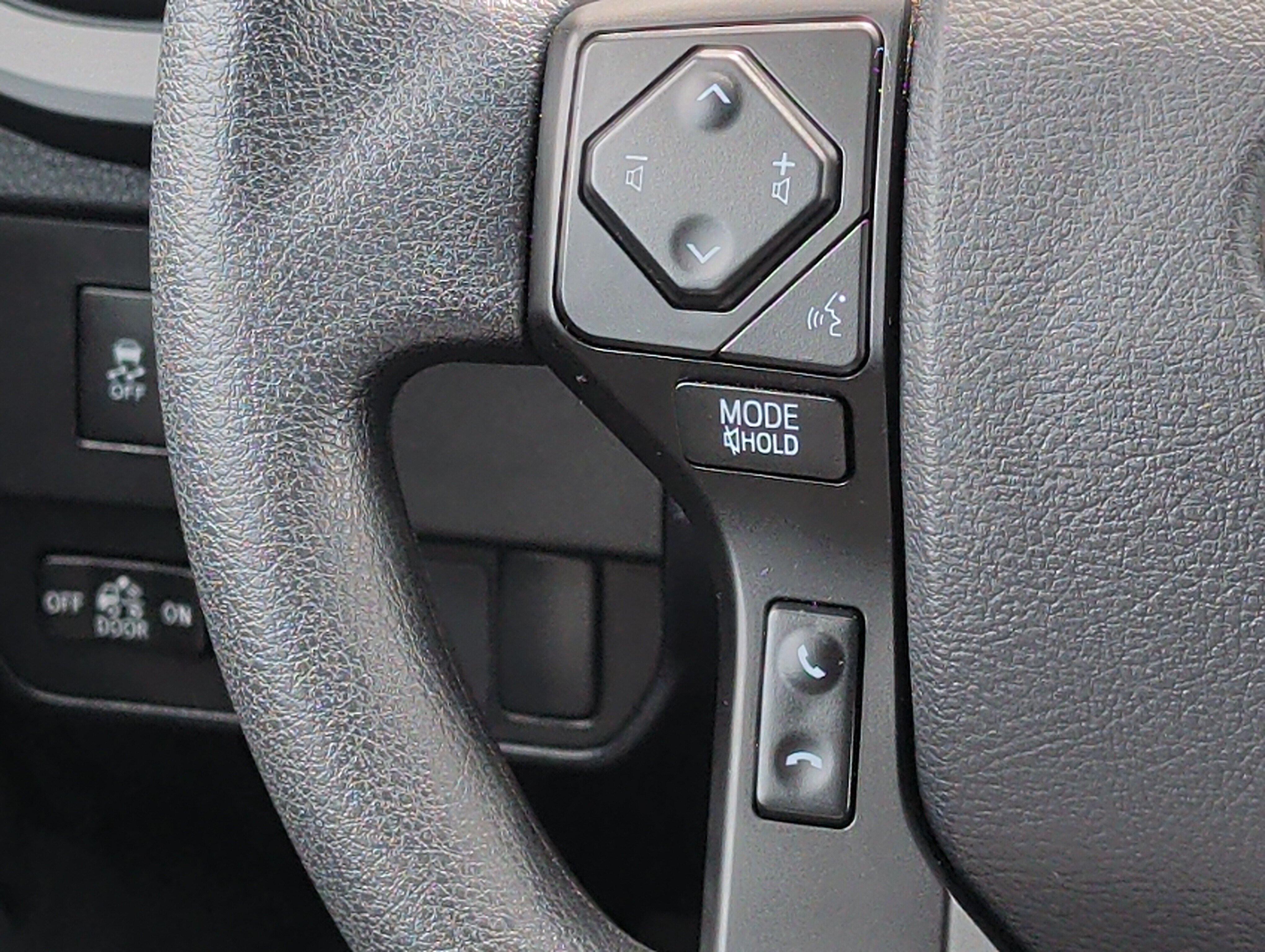 Used 2023 Toyota Tacoma SR AWD/4WD image 28