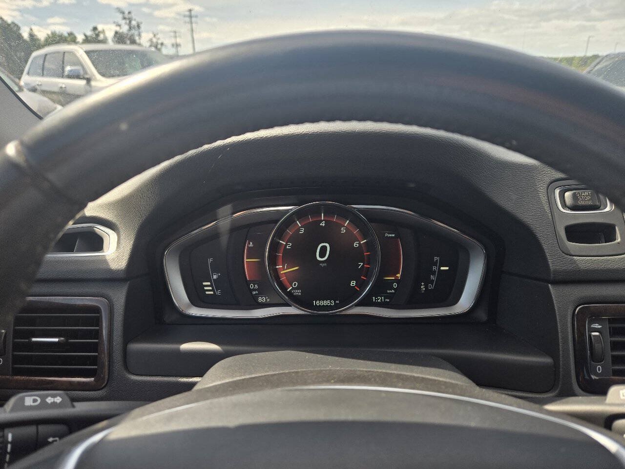Used 2015 Volvo XC70 T6 w/ Proximity Package AWD/4WD image 19