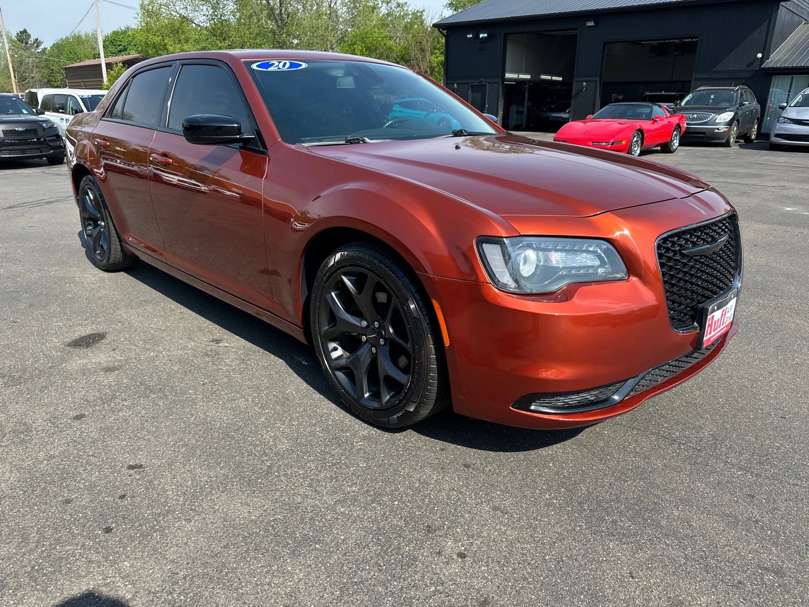 Used 2020 Chrysler 300 Touring w/ Sport Appearance Package RWD image 1