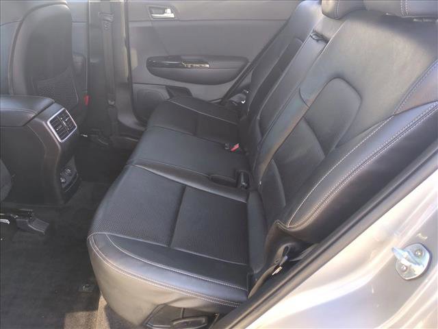 Used 2021 Kia Sportage EX AWD/4WD image 17