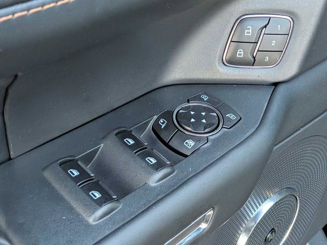 Certified 2023 Ford Expedition Platinum AWD/4WD image 17