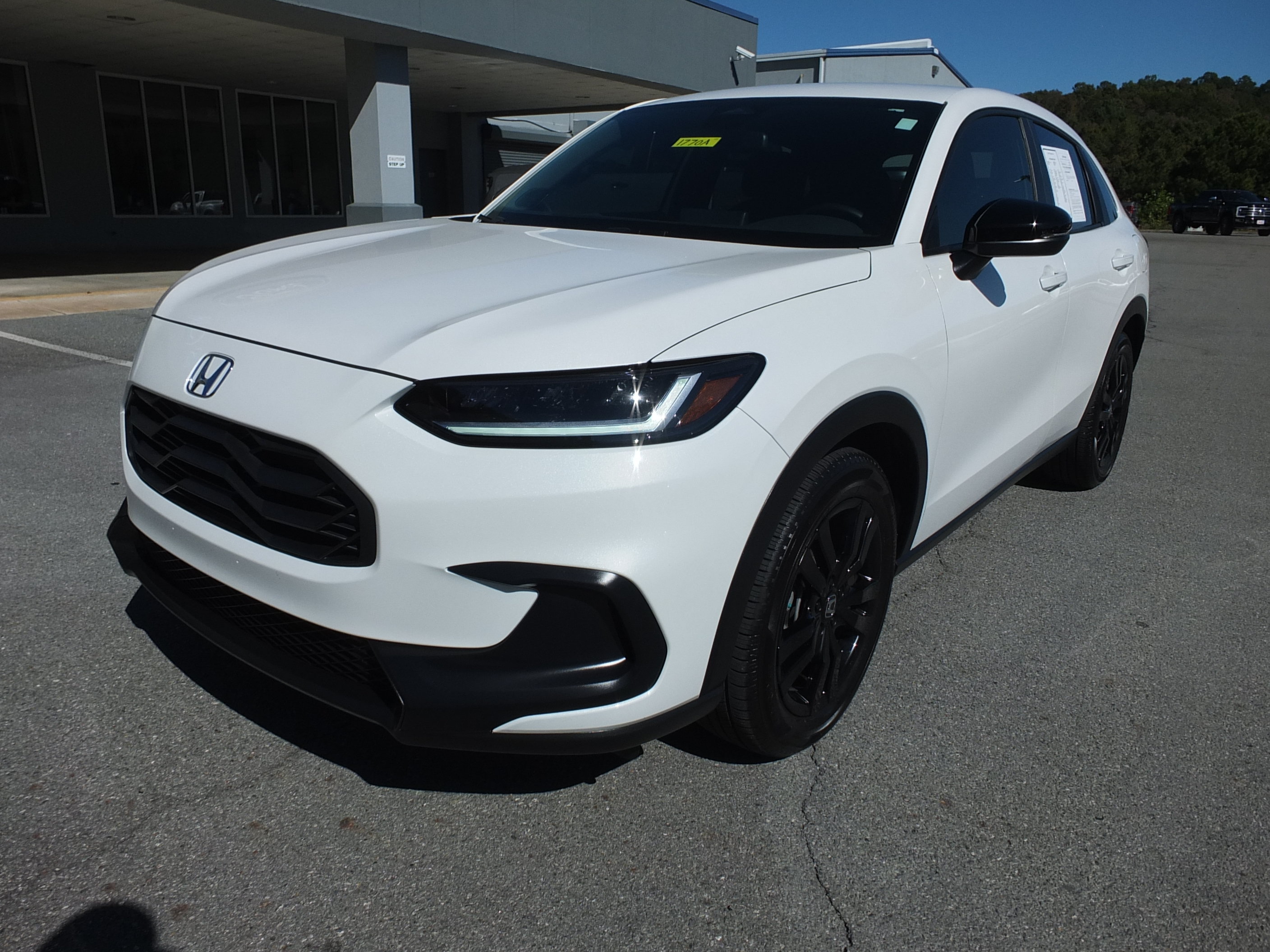 Used 2027 Honda HR-V Sport image 7
