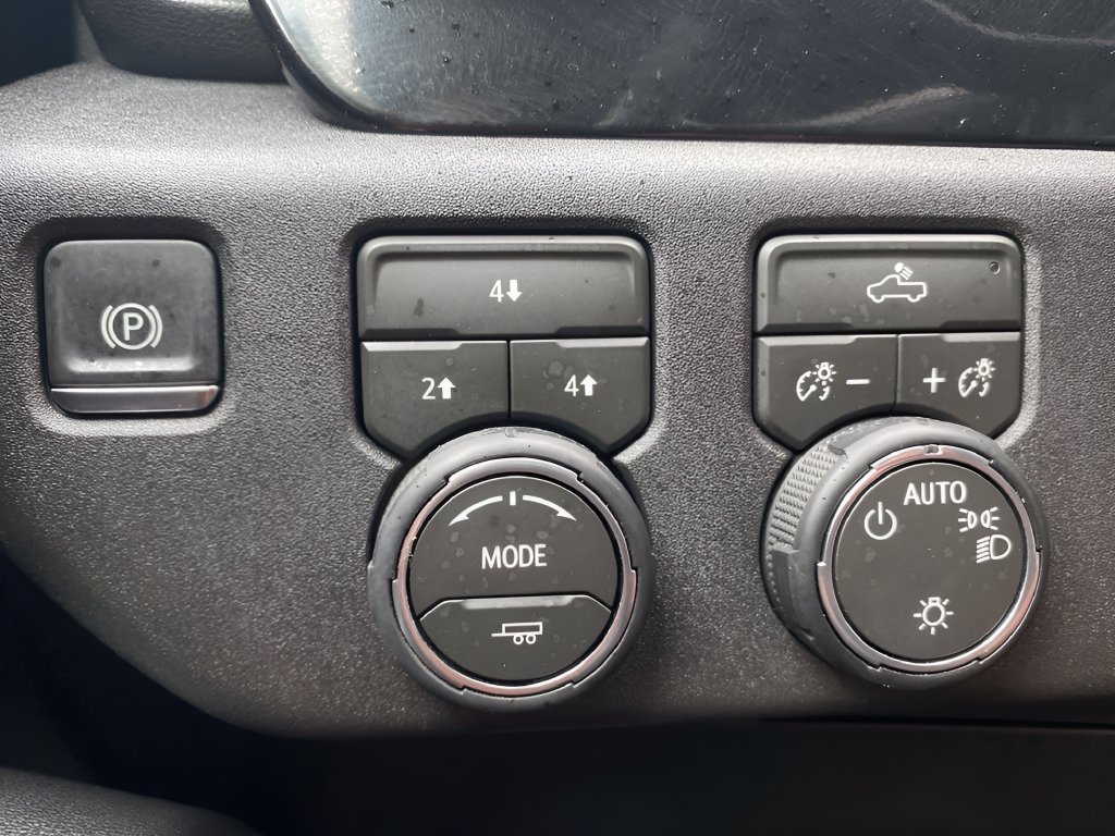 Used 2026 Chevrolet Silverado 2500 LT AWD/4WD image 17