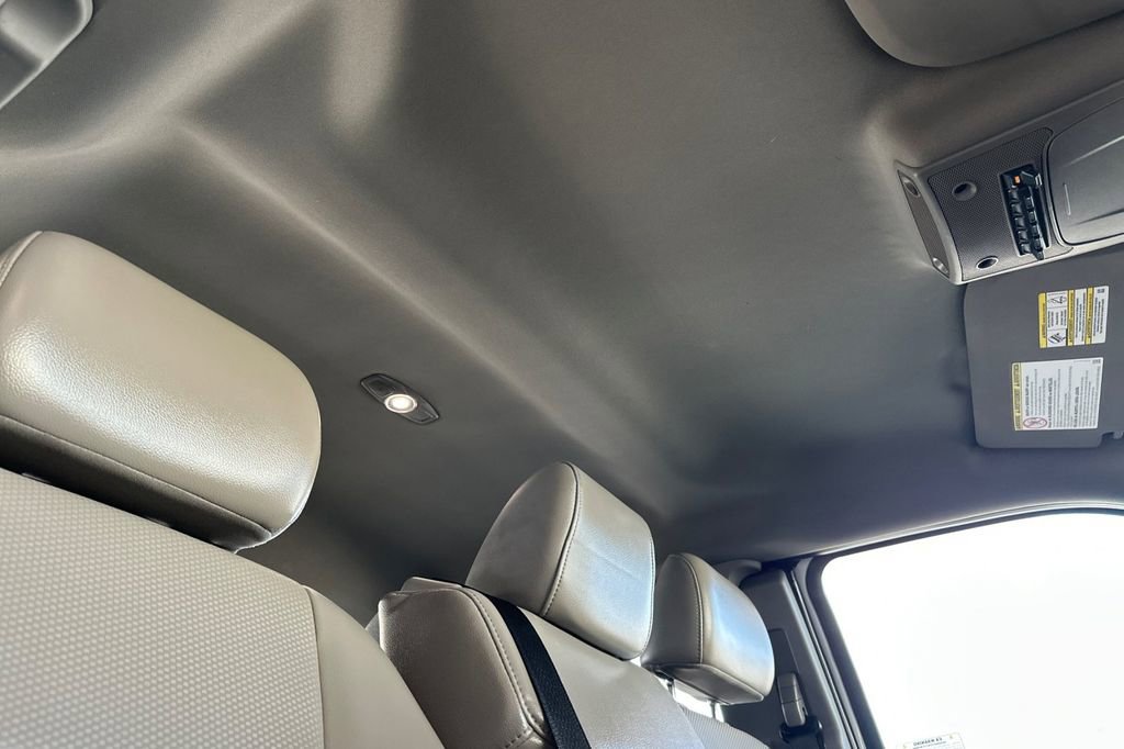 Used 2020 Ford F350 XL w/ Power Equipment Group image 18