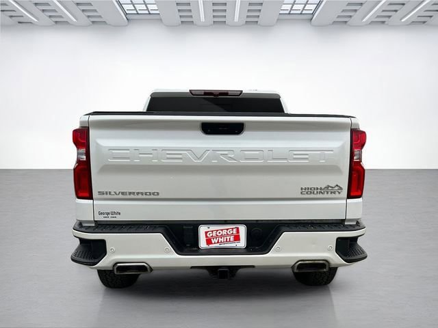 Used 2022 Chevrolet Silverado 1500 High Country w/ Safety Package II AWD/4WD image 5